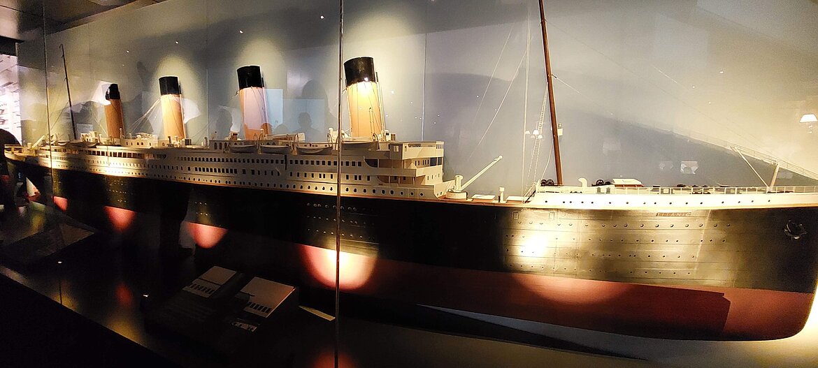 Titanic Belfast Museum: Modell der HMS Titanic Titanic Belfast Museum: Modell der HMS Titanic